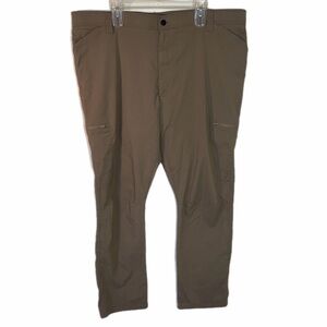Wrangler Men's Outdoor Tan Utility Hiking Performance Pants size 44/30